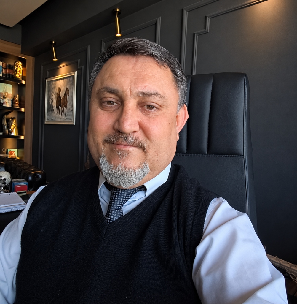 Doç. Dr. Selçuk Erdem Önem - Doç. Dr. Selçuk Erdem Önem